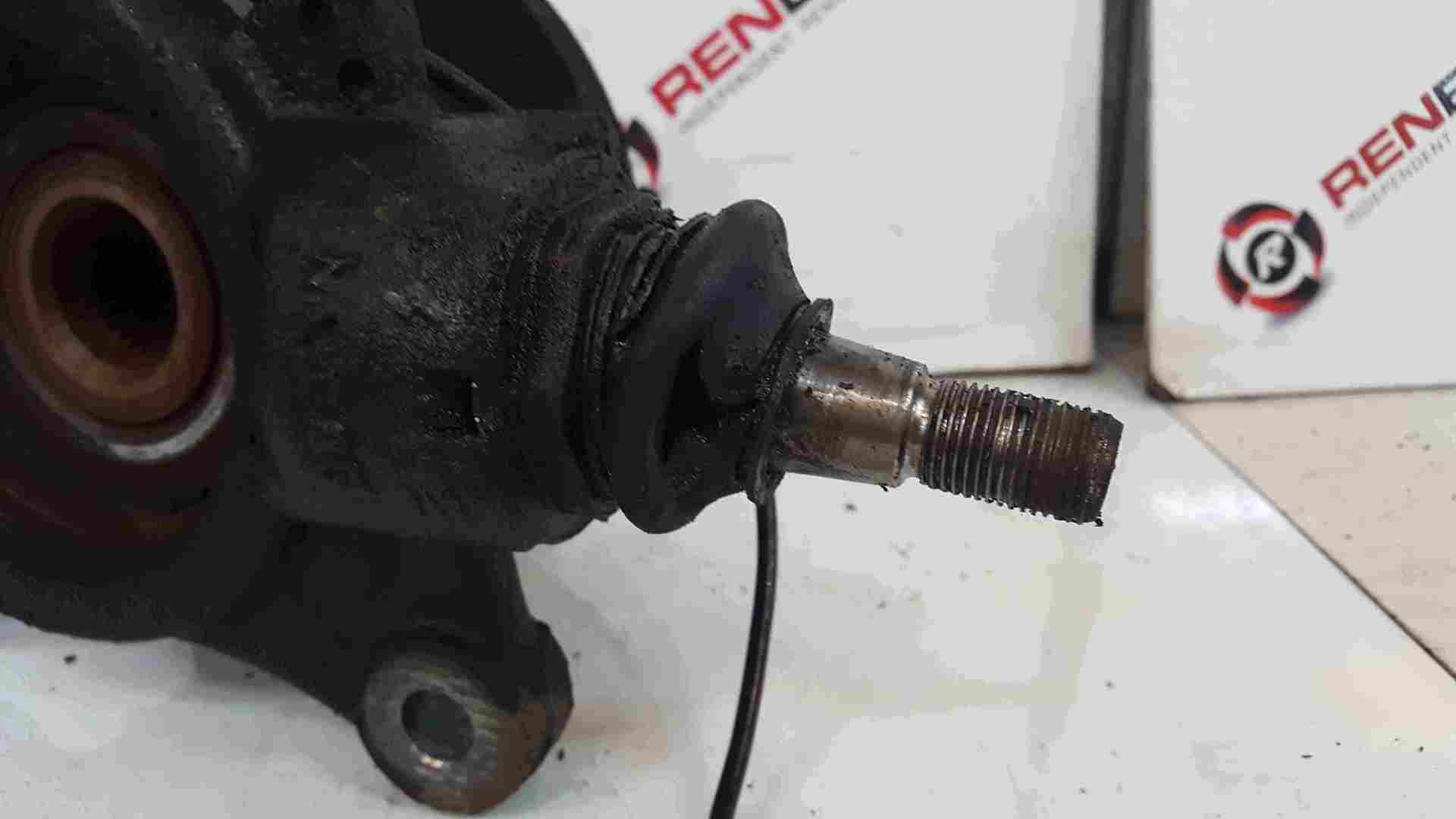 Thumb 3 Renault Master 2010-2018 2.3 Drivers OSF Front Wheel Hub