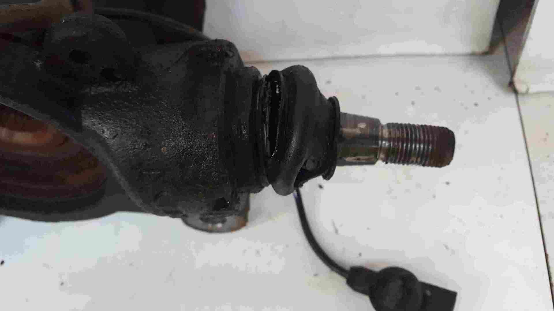 Renault Master 2010-2018 2.3 Drivers OSF Front Wheel Hub