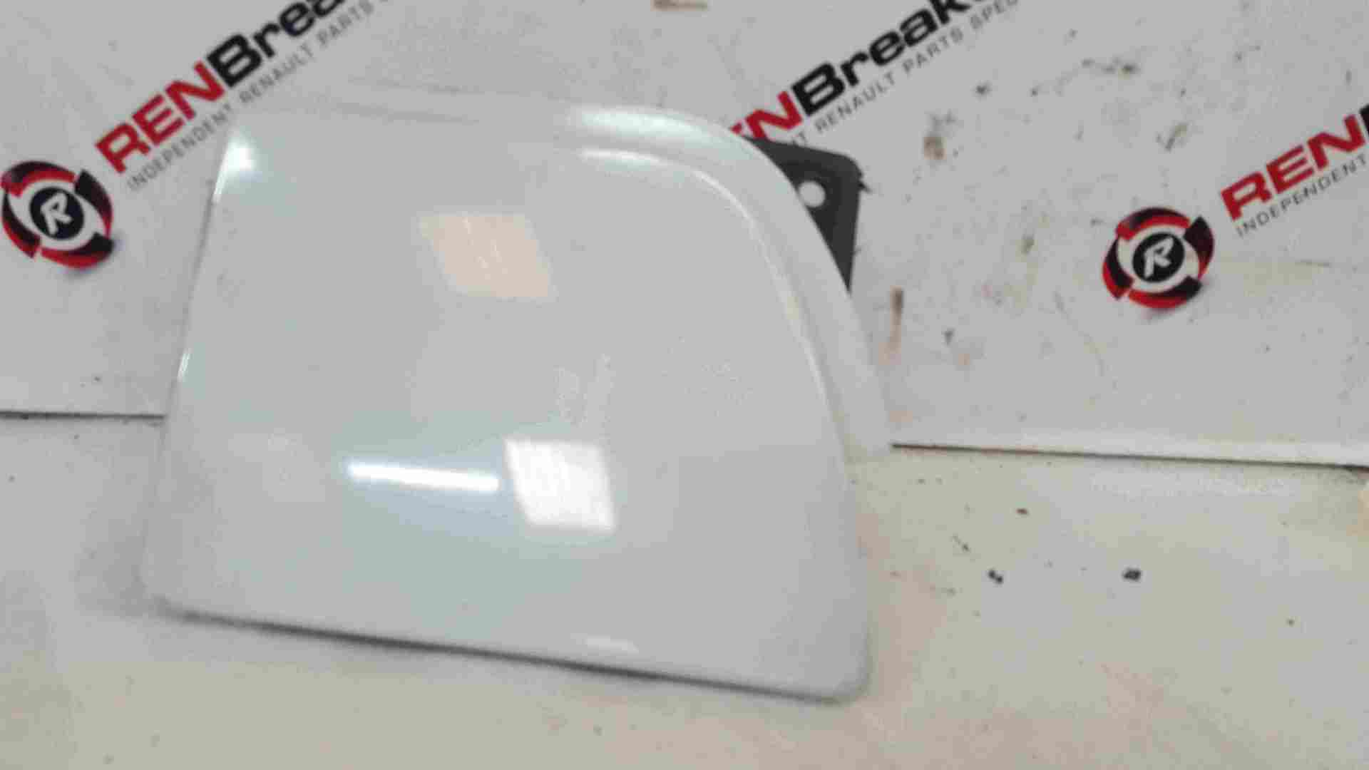 Thumb 3 Renault Master 2010-2018 Fuel Flap Cover White O389