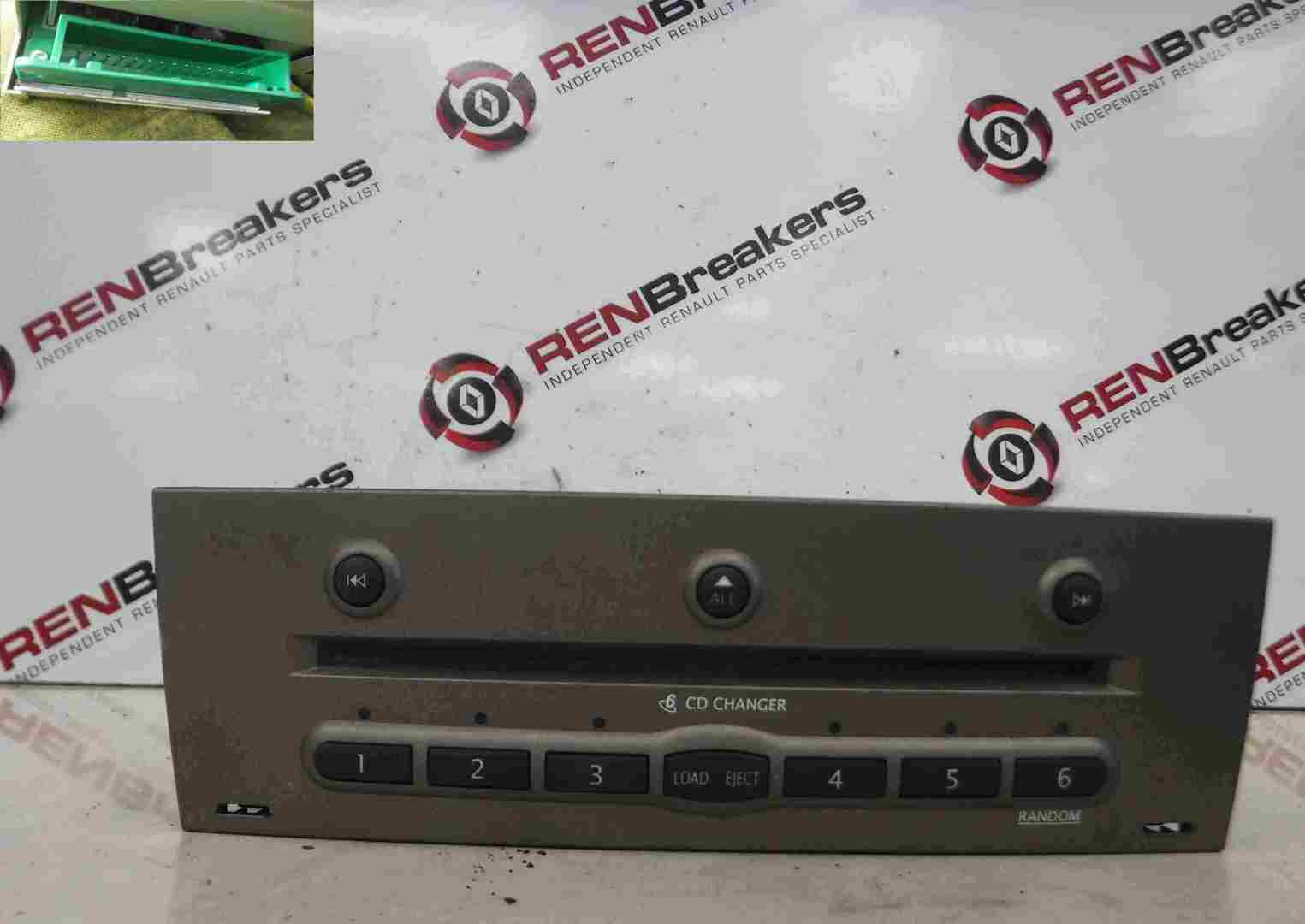 Renault Megane   Scenic 2002-2008 Dash 6 CD Disc Changer Unit Beige