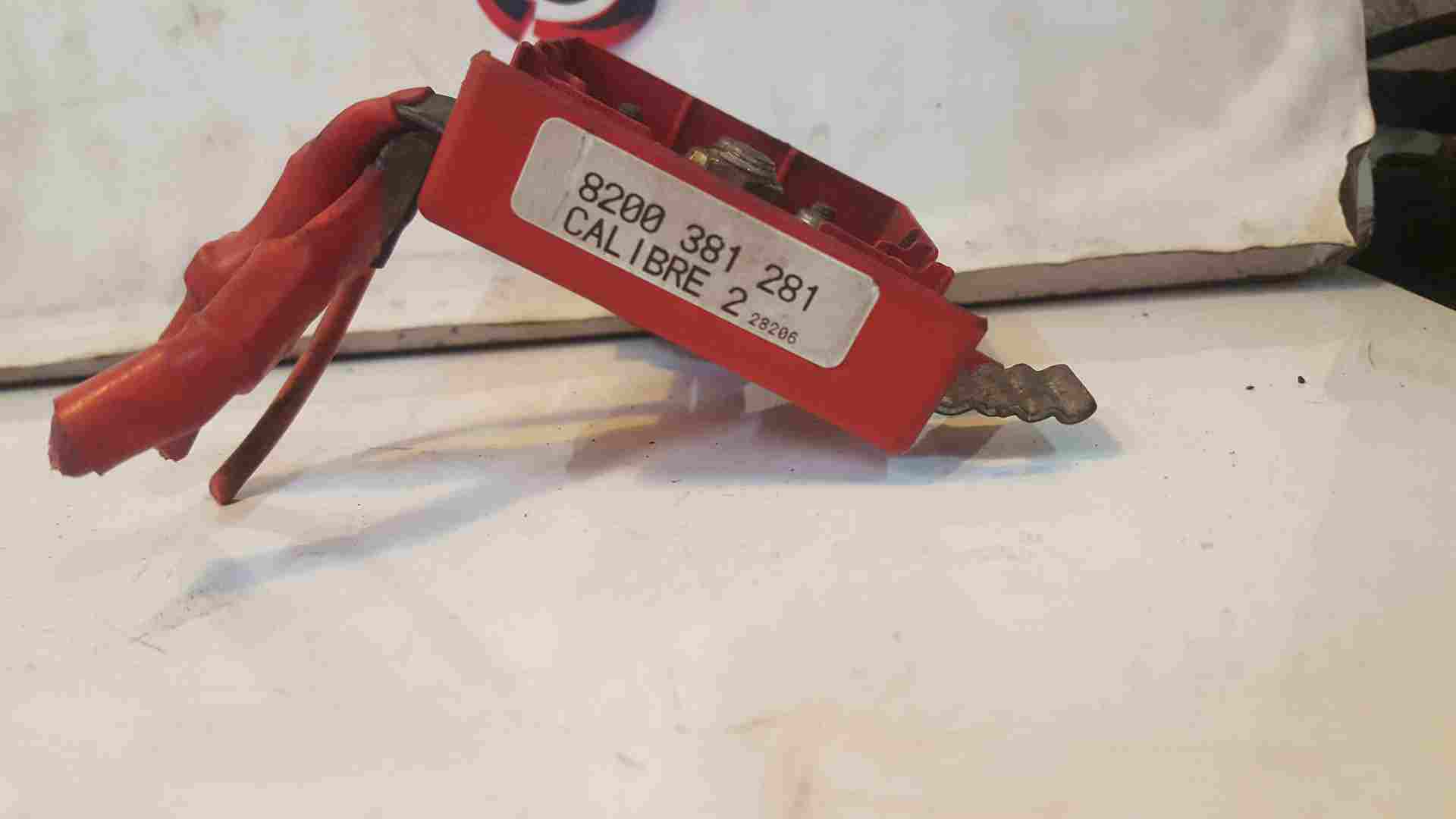 Thumb 4 Renault Megane + Scenic 2002-2008 Positive Battery Terminals Clamps 8200381281