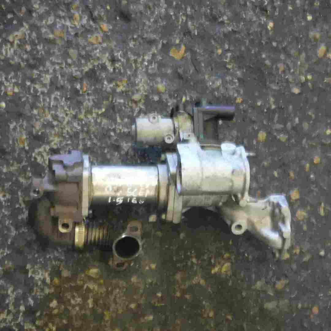Renault Megane + Scenic 2006-2009 1.5 DCi EGR Valve + Housing K9K 732