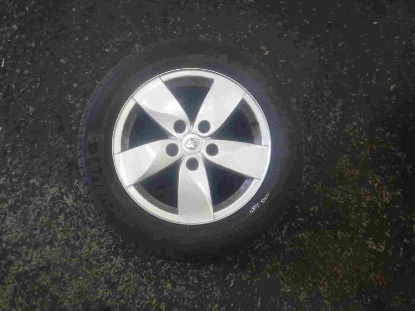 Renault Megane + Scenic MK3 2009-2016 Proteus Alloy Wheel + Tyre 205 55 16 5mm
