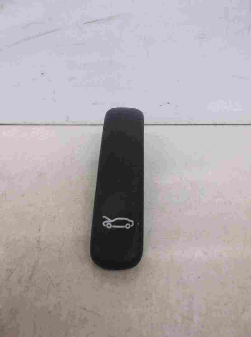 Renault Megane 1999-2002 Bonnet Pull Cable Handle 834396