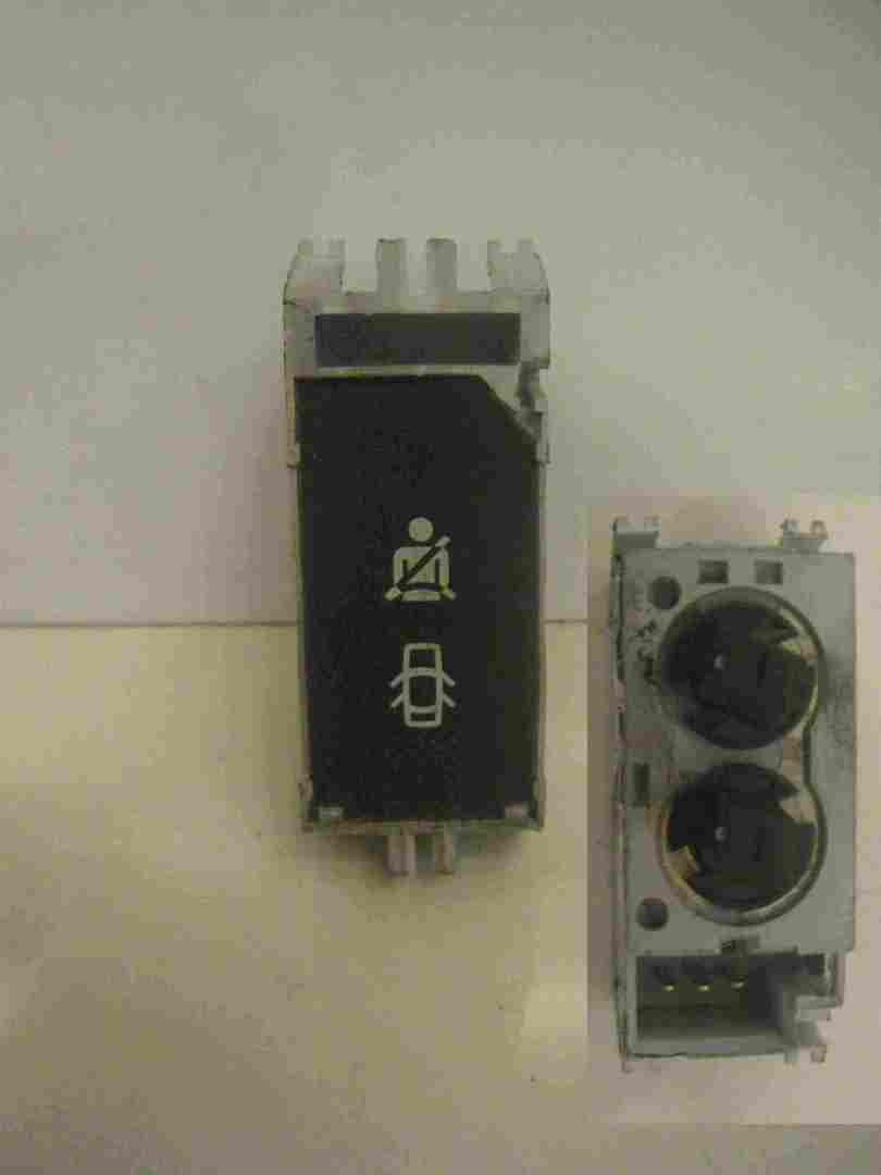 Renault Megane   Scenic 1999-2003 Door Open Seat Belt Light