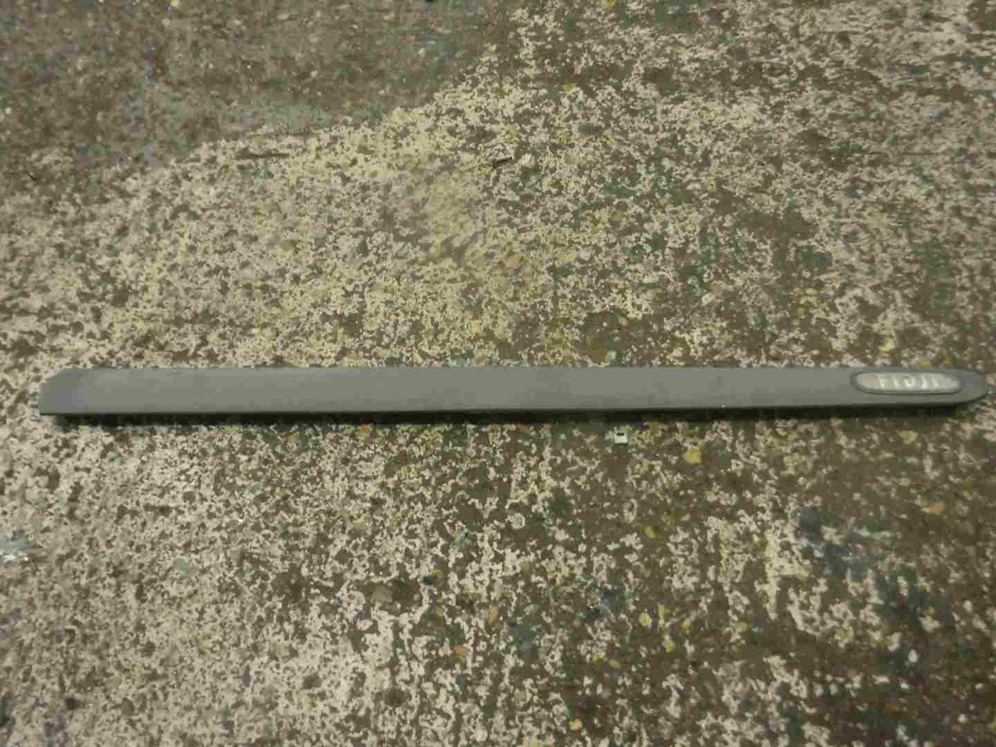Renault Megane 1999-2002 Fidji Drivers OSF Front Door Moulding Trim 5dr