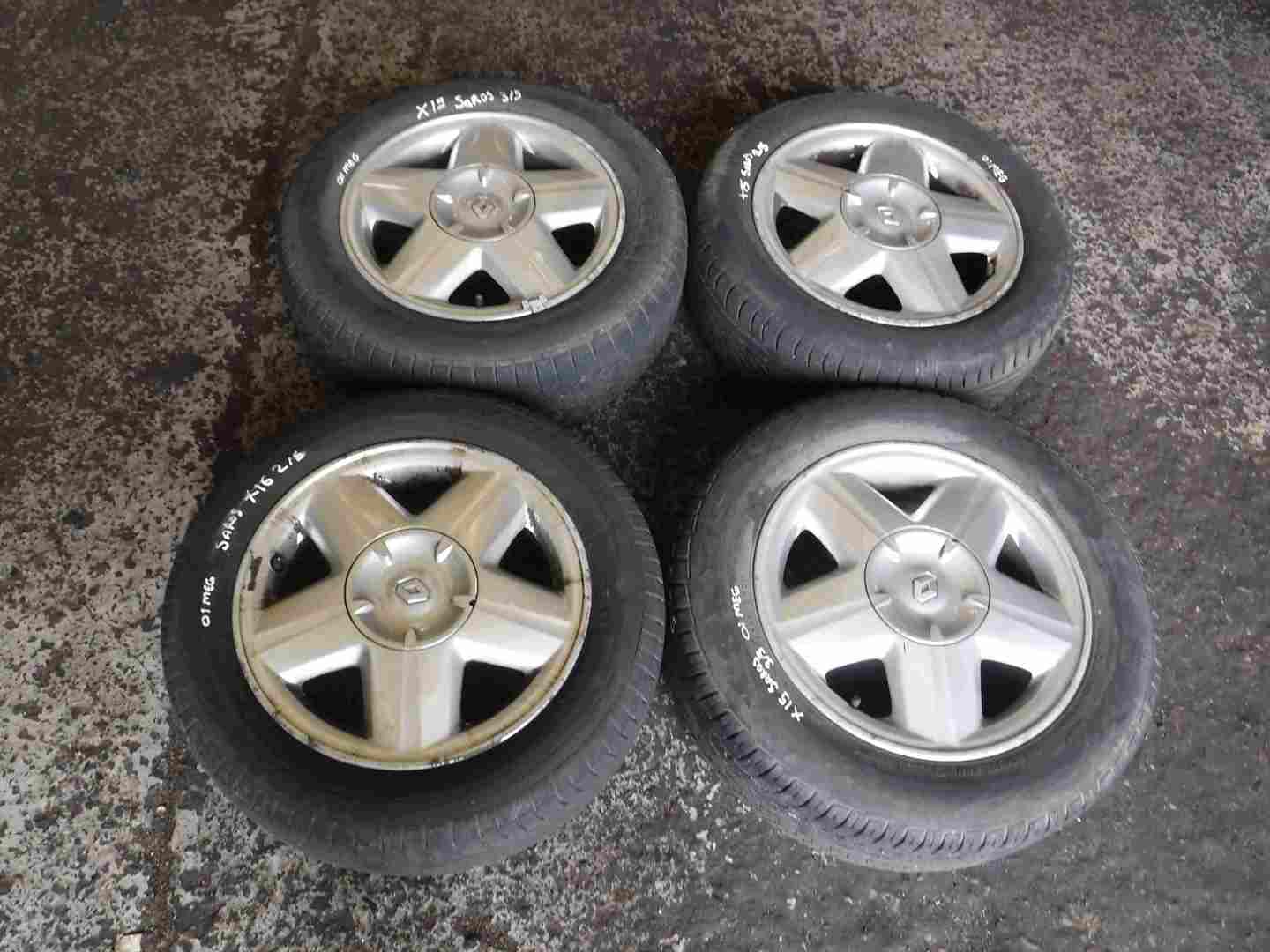 Renault Megane 1999-2002 Saros Alloy Wheel Set X4 15inch 4/5 saros