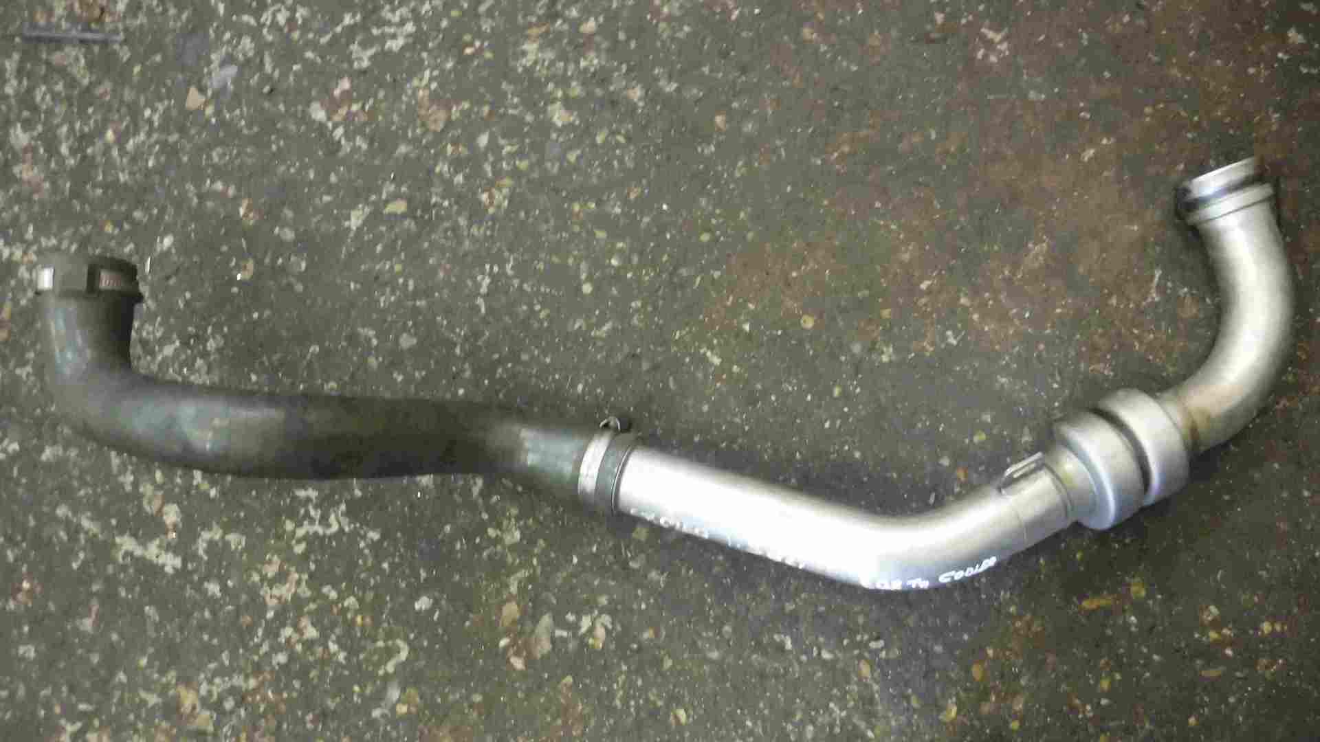 Renault Megane 2002-2008 1.5 dCi K9K 724 732 EGR to Intercooler Pipe Hose