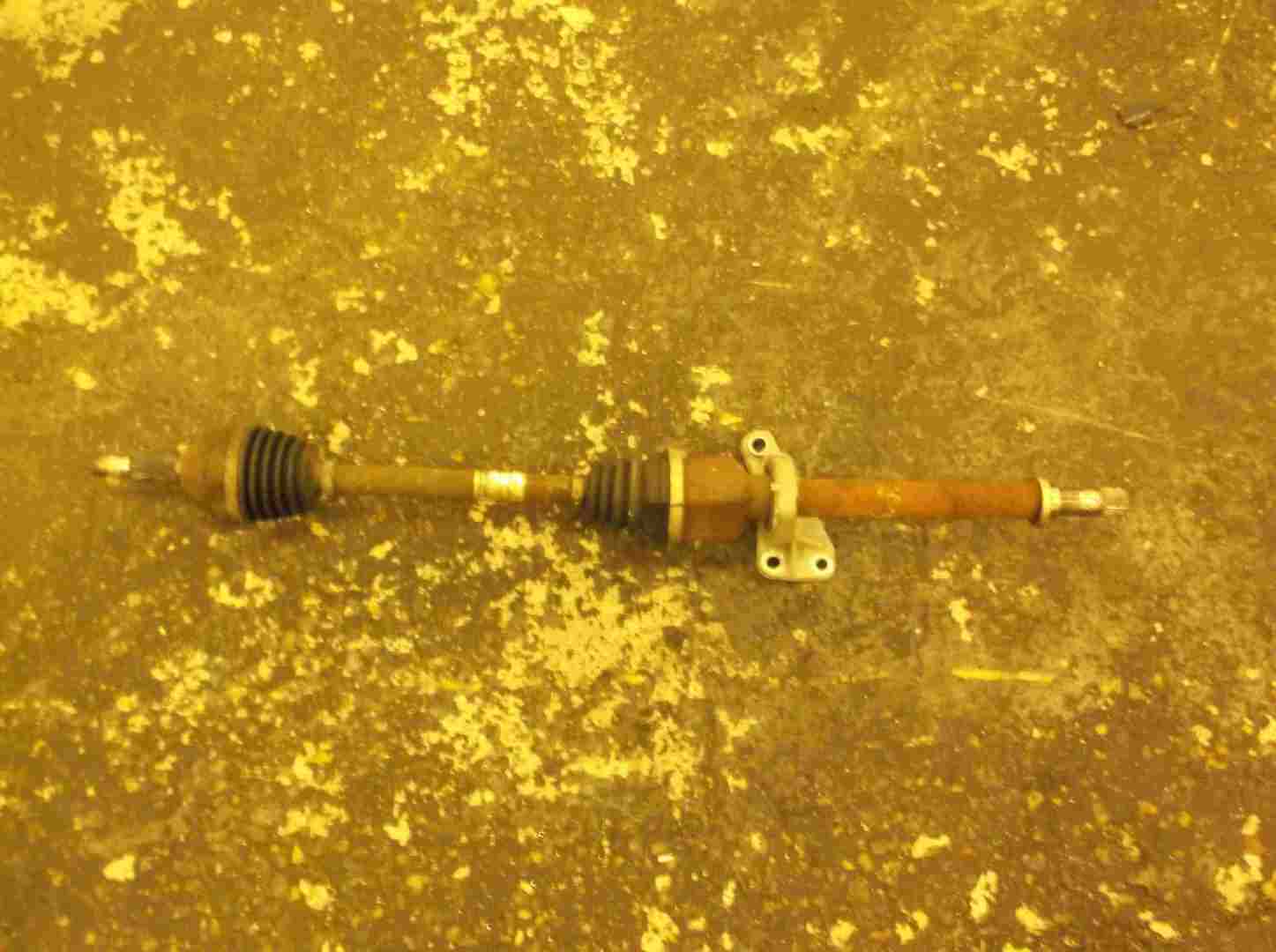 Renault Megane 2002-2008 1.6 16v Drivers OSF Driveshaft 8200264665