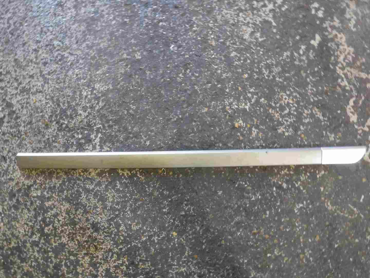 Renault Megane 2002-2008 1.9 dCi Drivers OSF Front Door Moulding Trim 3dr