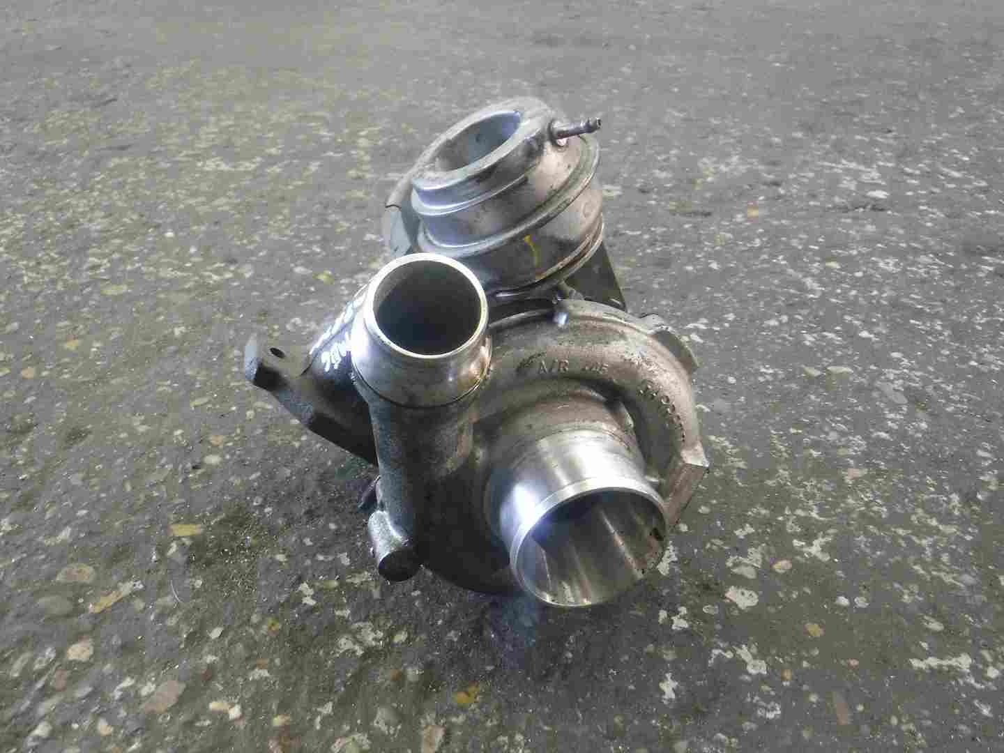 Renault Megane 2003-2008 2.0 dCi Turbo Charger Unit M9R 700 8200347344 GT