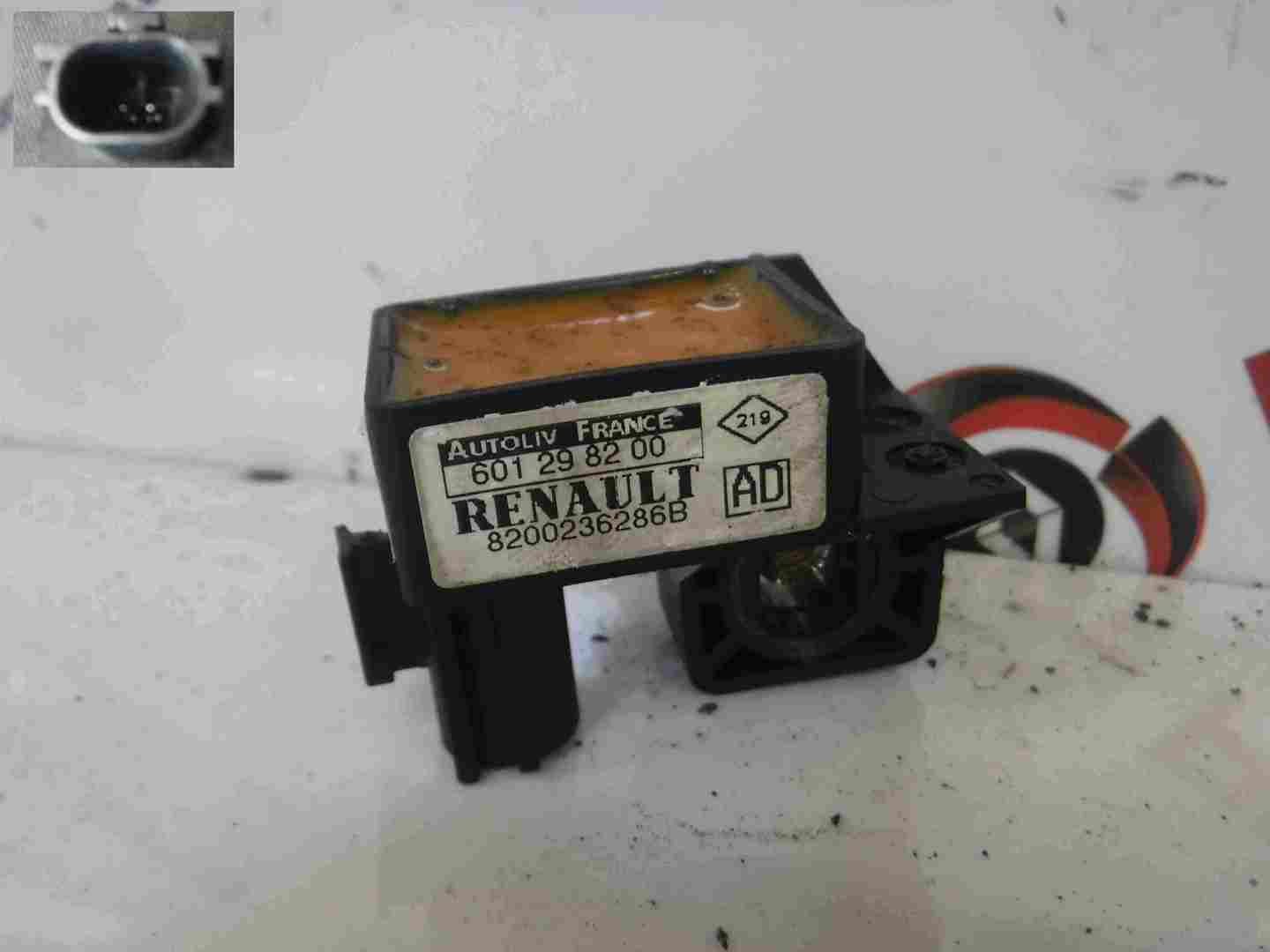 Renault Megane 2002-2008 Airbag Crash Sensor 8200236286