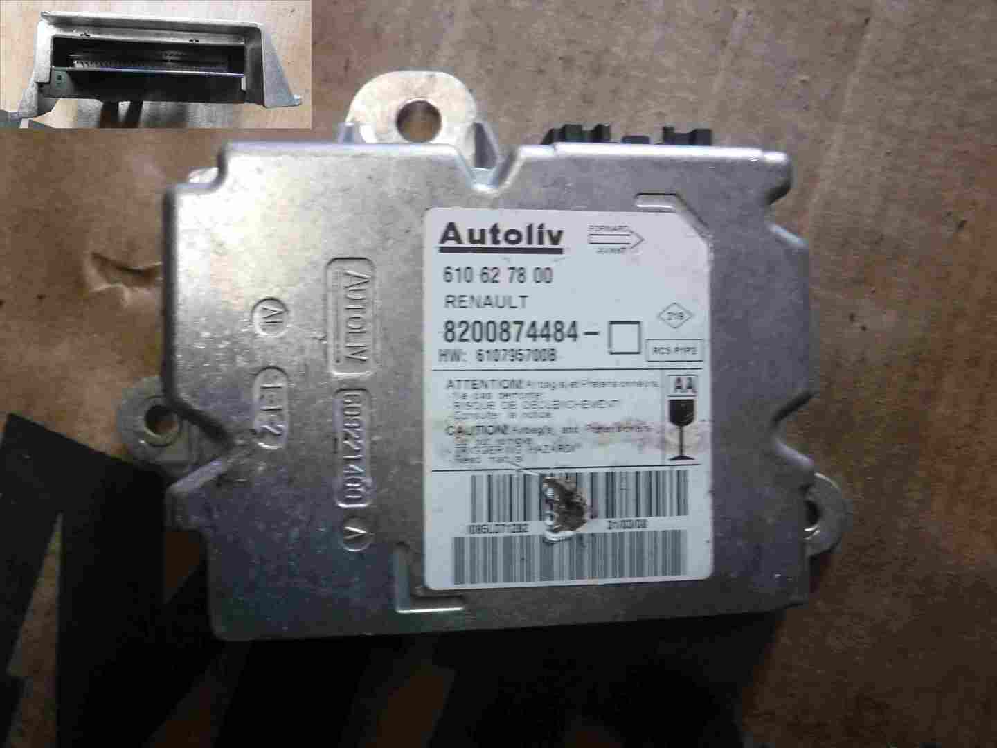 Renault Megane 2002-2008 Airbag ECU Module Computer 8200874484