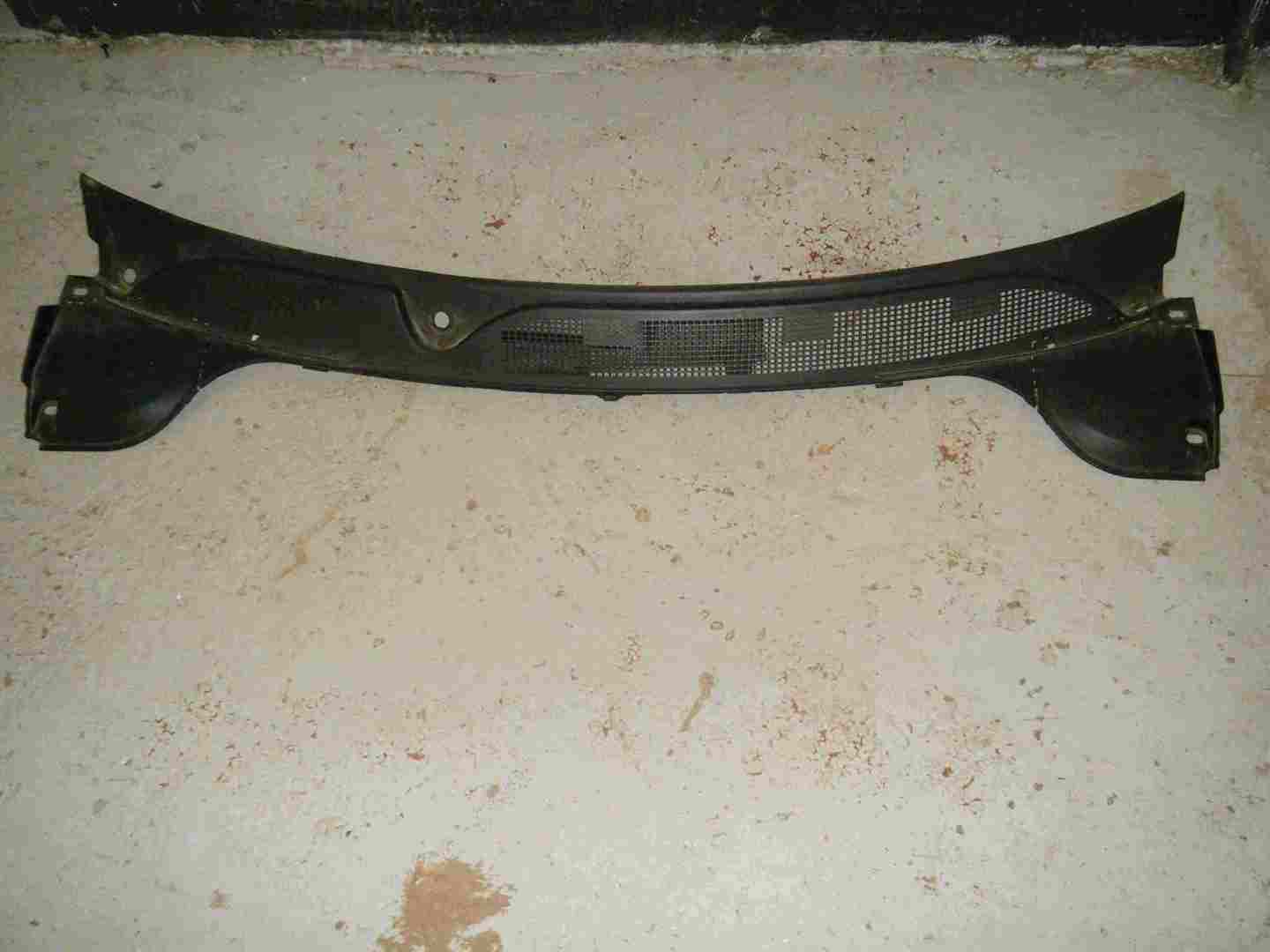Renault Megane 2002-2008 Bonnet Scuttle Panel Plastic Trim 8200097007