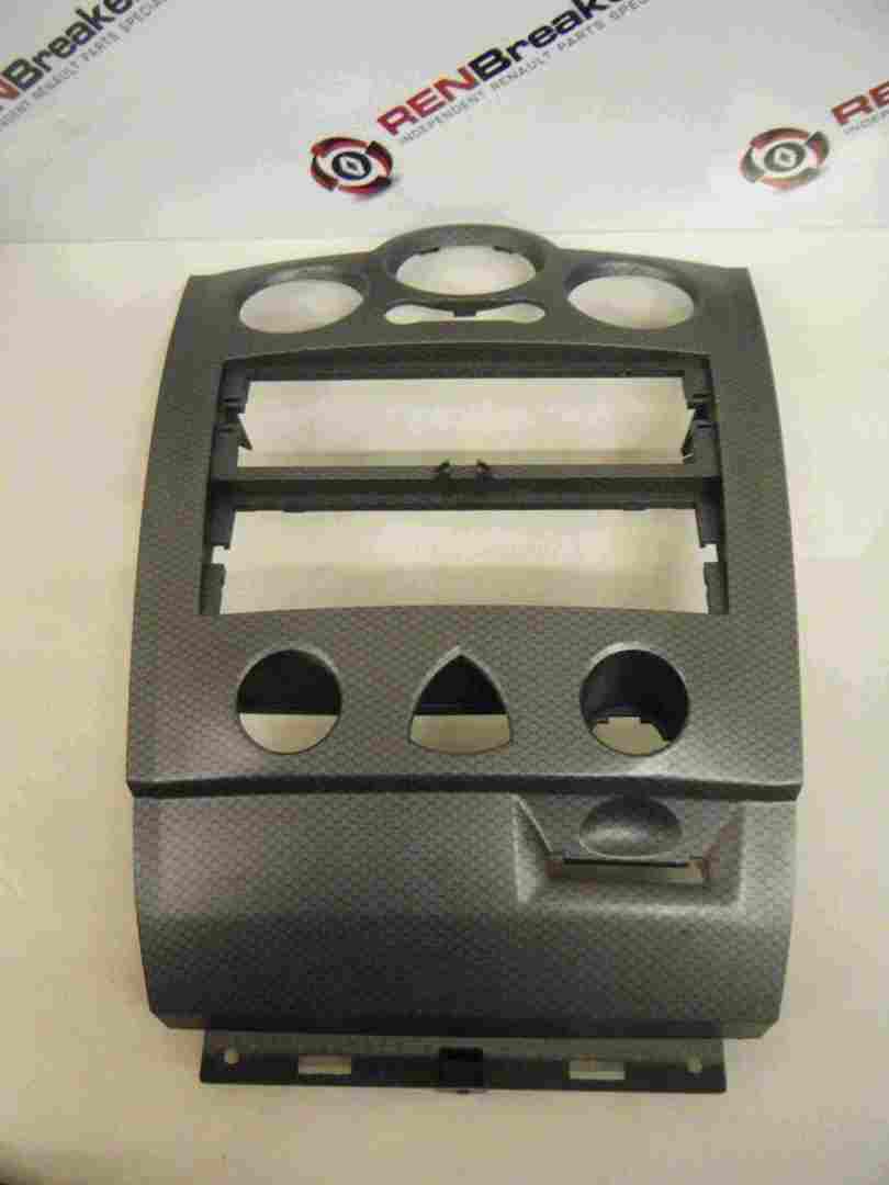 Renault Megane 2002-2008 Dashboard Trim CD Player Surround Silver Honeycomb