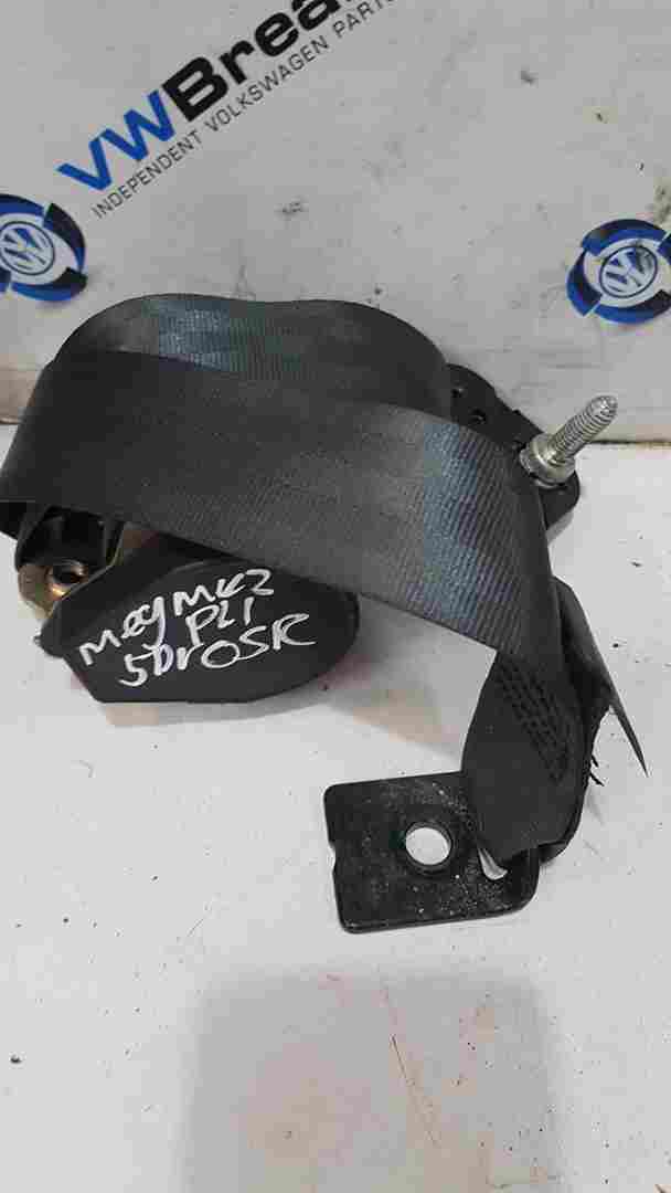 Thumb 3 Renault Megane 2002-2008 Drivers OSR Rear Seatbelt Hatchback 5Dr 8200562491