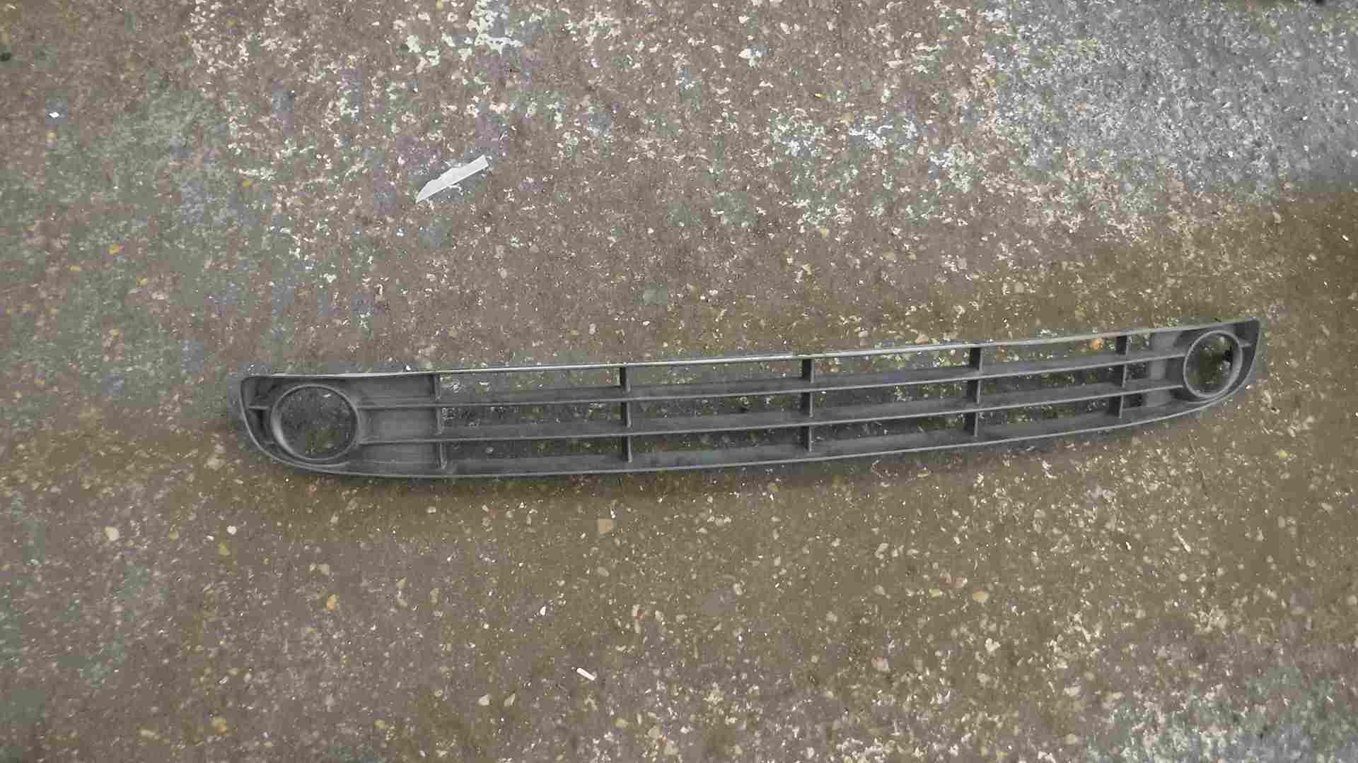Renault Megane 2002-2008 Front Bumper Bottom Grill Insert