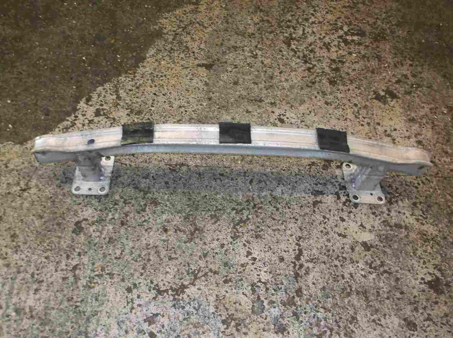 Renault Megane 2002-2008 Front Reinforcement Bar 8200380507