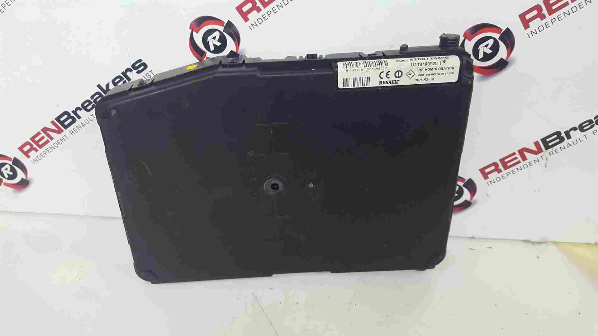 Thumb 2 Renault Megane 2002-2008 Fuse Box BCM BSI UCH 8200724405
