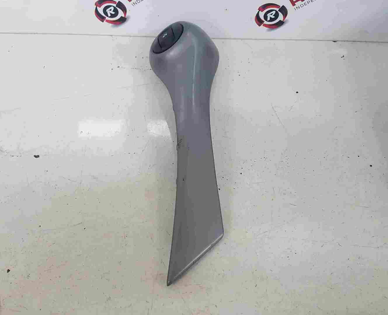 Thumb 5 Renault Megane 2002-2008 Passenger NSF Front Interior Door Grab Handle Silver