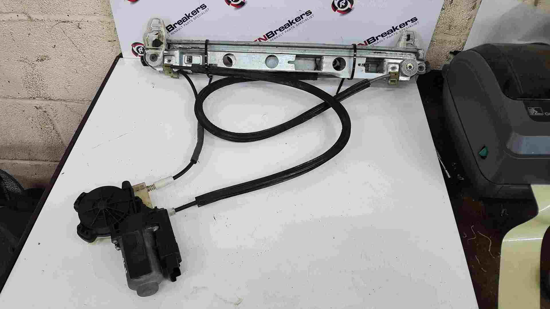 Thumb 2 Renault Megane 2002-2008 Passenger NSF Front Window Motor + Regulator 3dr