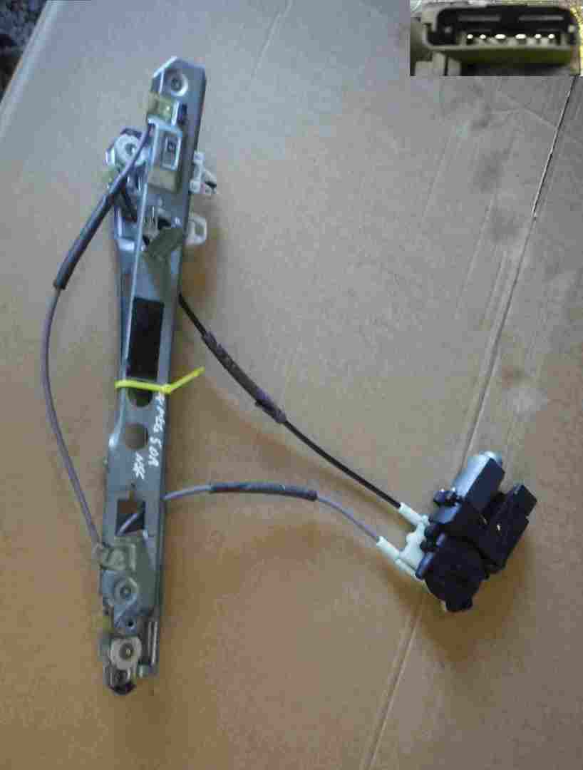 Renault Megane 2002-2008 Passenger NSF Front Window Motor  Regulator 5DR 6 Pin
