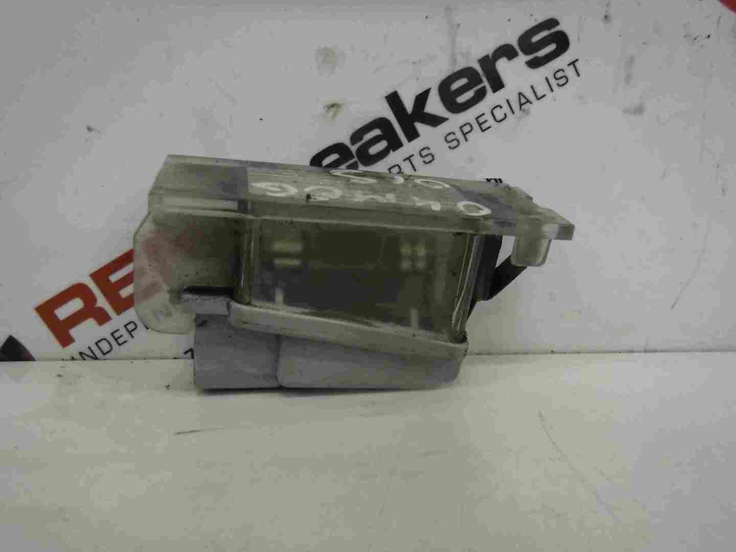 Renault Megane 2002-2008 Rear Bumper Plate Light Bulb Holder 7700796163