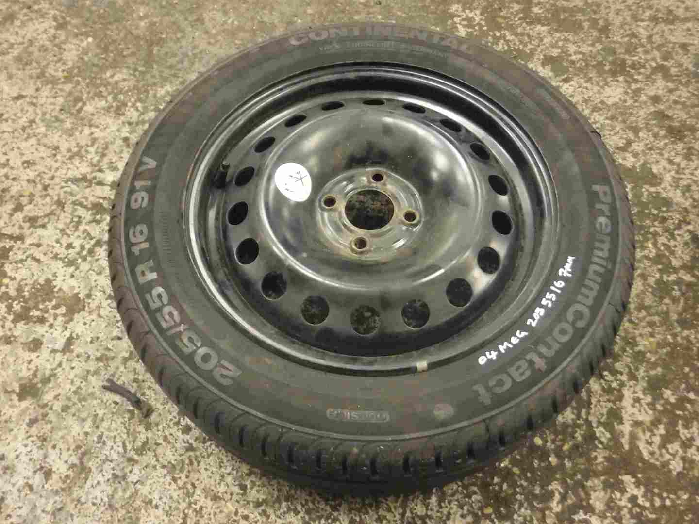 Renault Megane 2002-2008 Steel Wheel Rim + Tyre 205 55 16 8mm Tread  4/5
