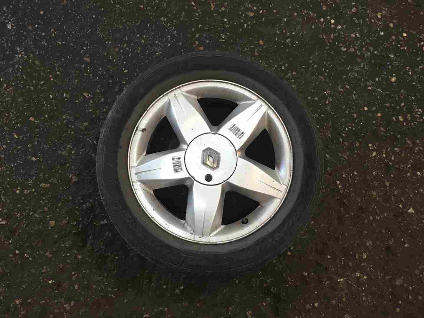 Renault Megane 2002-2008 Tuxedo Alloy Wheel 16inch 3/5 8200508089
