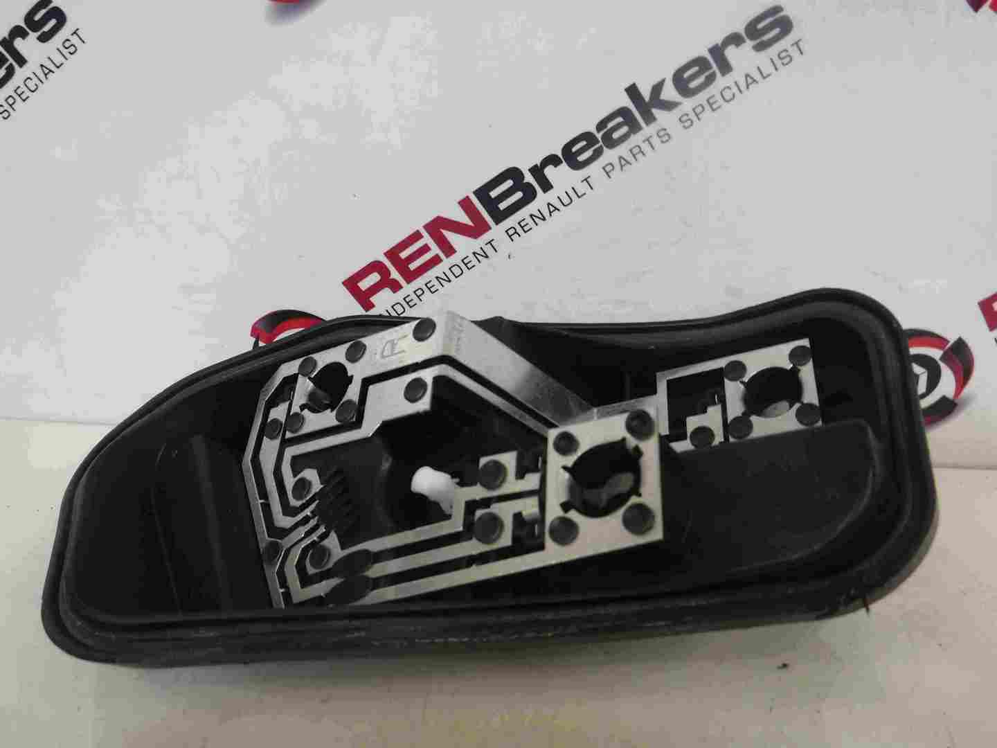 Renault Megane 2006-2008 Drivers OSR Rear Light Bulb Holder 89036896
