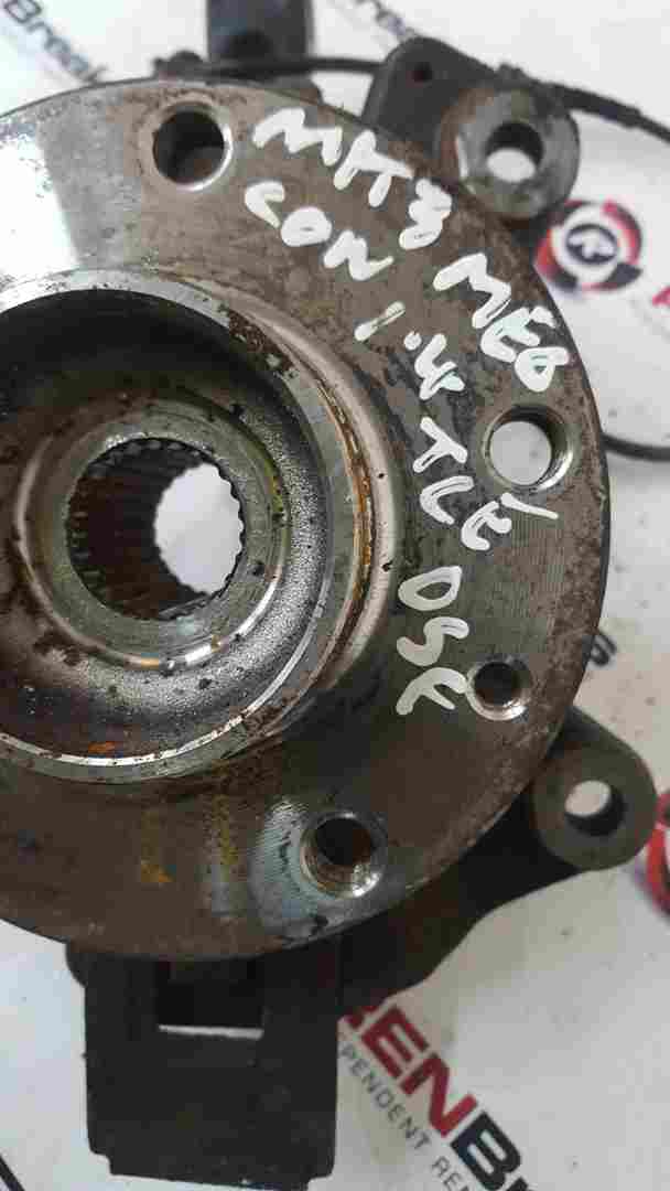 Thumb 6 Renault Megane 2008-2010 1.4 TCE Drivers Side OSF Wheel HUB + ABS Sensor