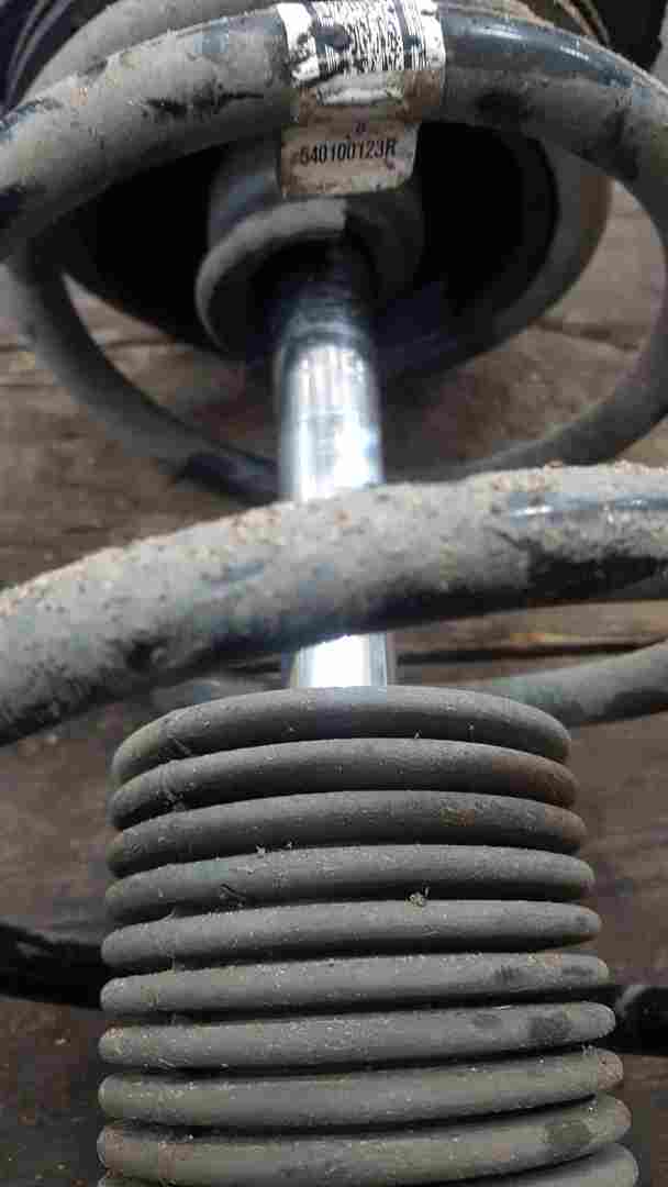 Thumb 6 Renault Megane 2008-2016 1.4 TCE Drivers OSF Front Spring Shock Suspension