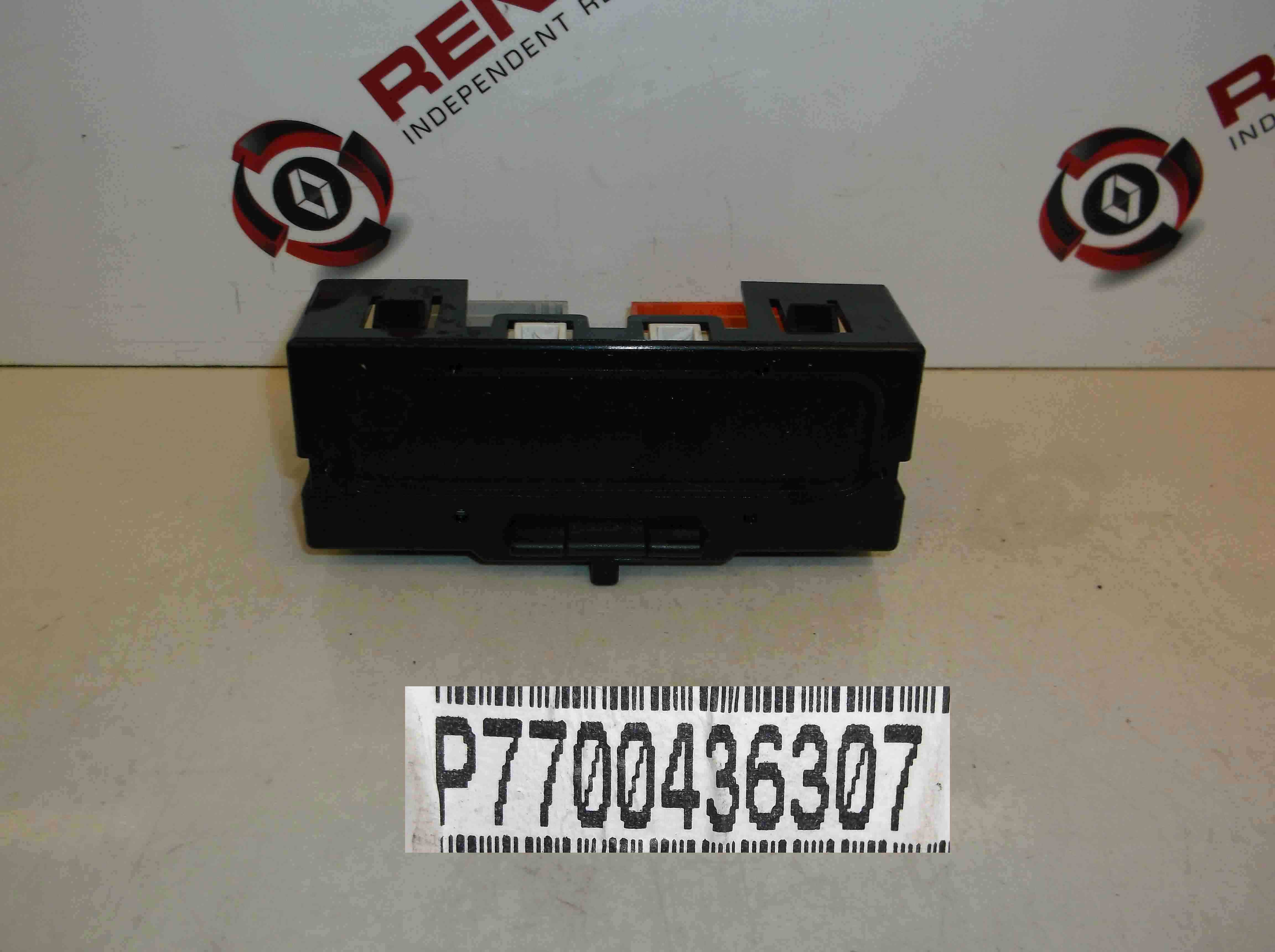 Renault Megane Convertible 1999-2002 CD Player Radio Display Instrument Clock