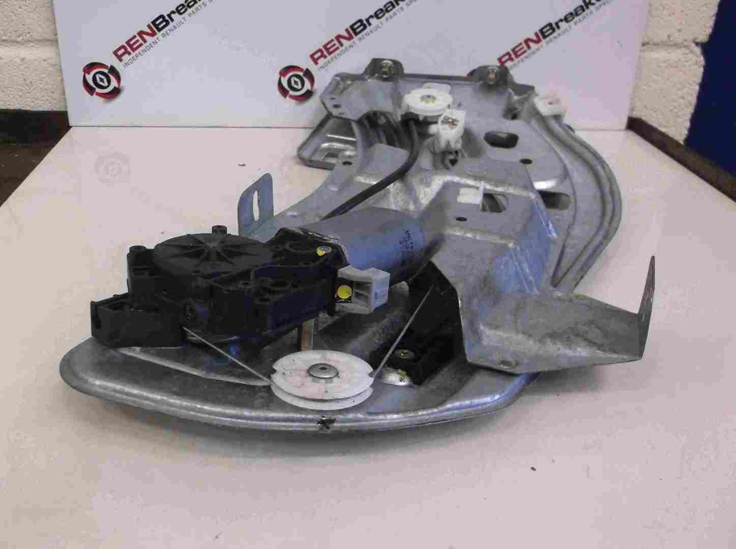 Renault Megane Convertible 1999-2002 Drivers OSR Rear Window Regulator