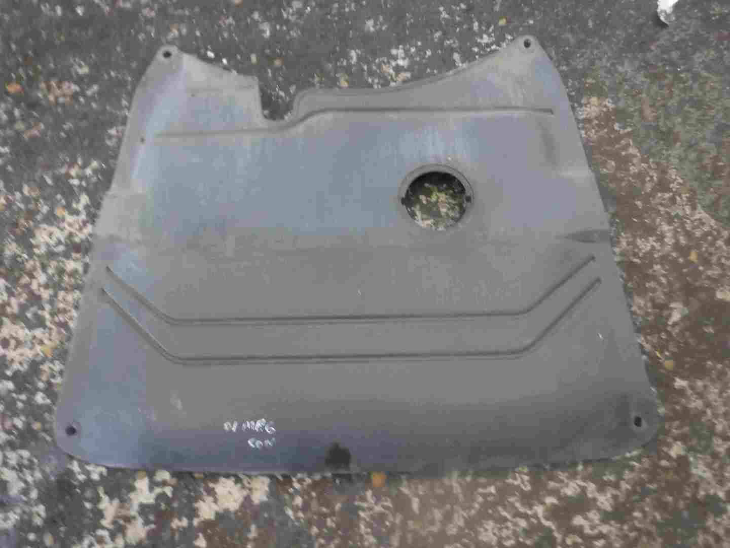 Renault Megane Convertible 1999-2002 Engine Plastic Drip Tray