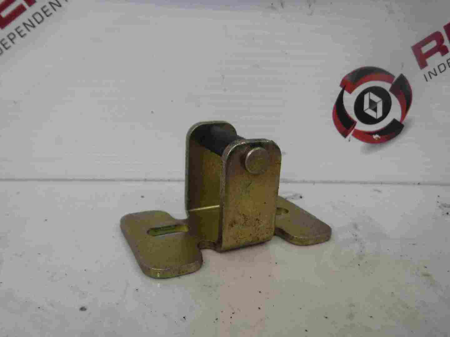 Renault Megane Convertible 1999-2002 Locking Plate Catch Latch 7700848421