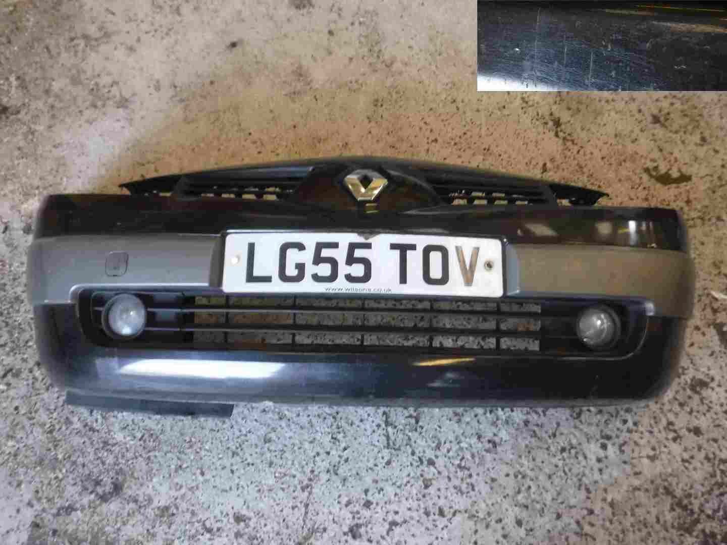 Renault Megane Convertible 2002-2006 Front Bumper Black 676