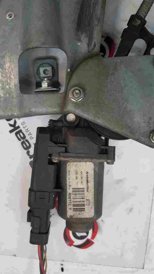 Thumb 2 Renault Megane Convertible 2002-2008 Drivers OSR Rear Window Motor Reg