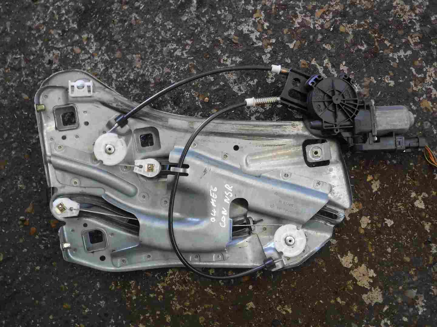 Renault Megane Convertible 2002-2008 Passenger Rear Window Motor Regulator 6pin