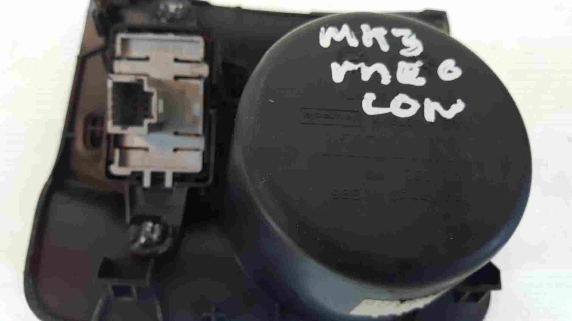 Renault Megane Convertible 2008-2014 Roof Open Button Switch