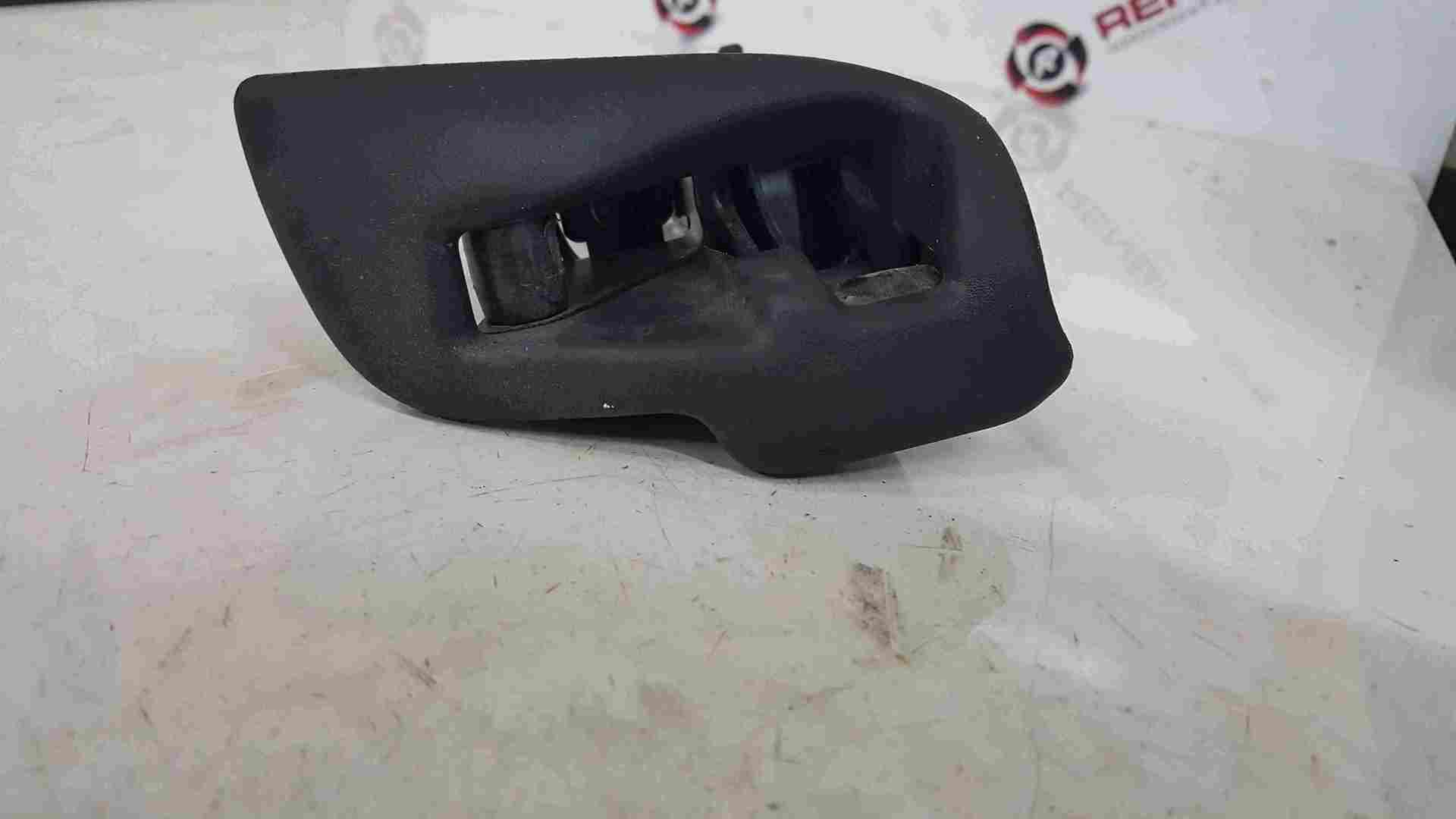 Thumb 3 Renault Megane Convertible MK3 2008-2014 Drivers OS Roof Lock Mechanism