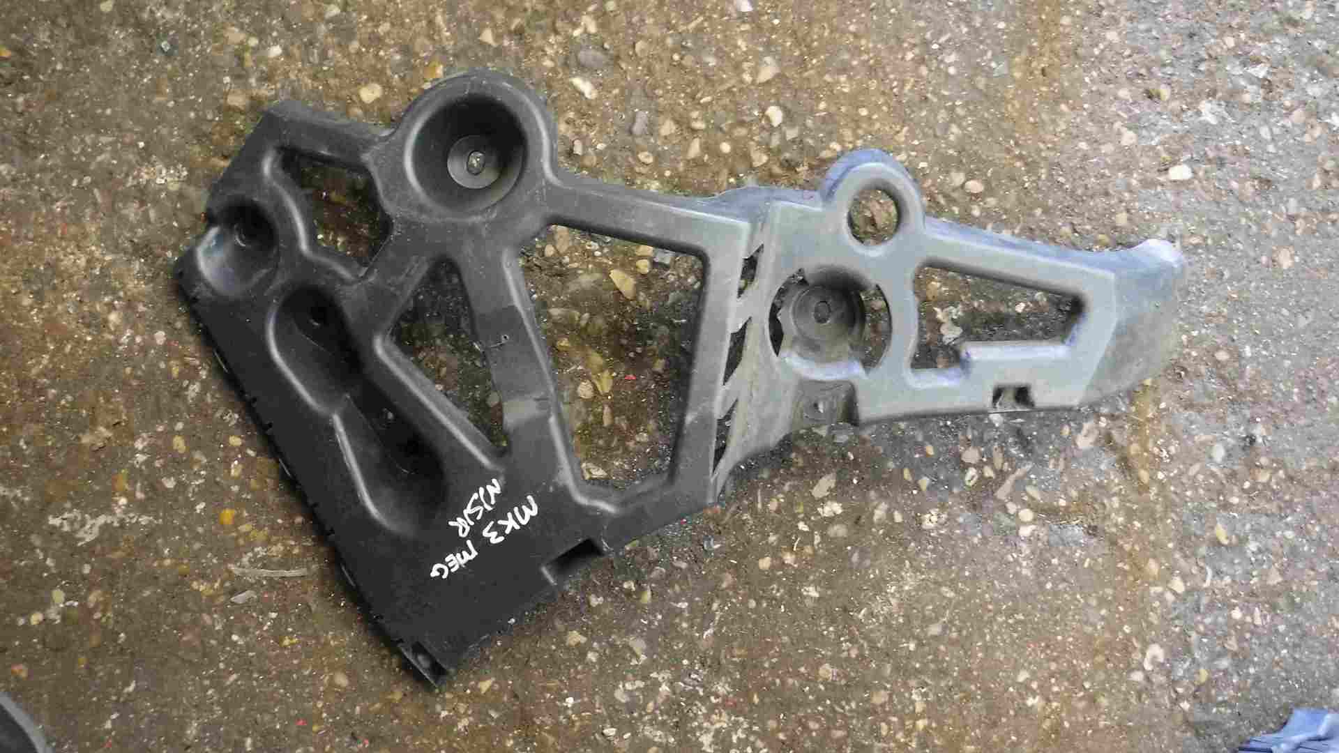 Renault Megane Coupe MK3 2008-2010 Passenger NSR Rear Bumper Bracket Support