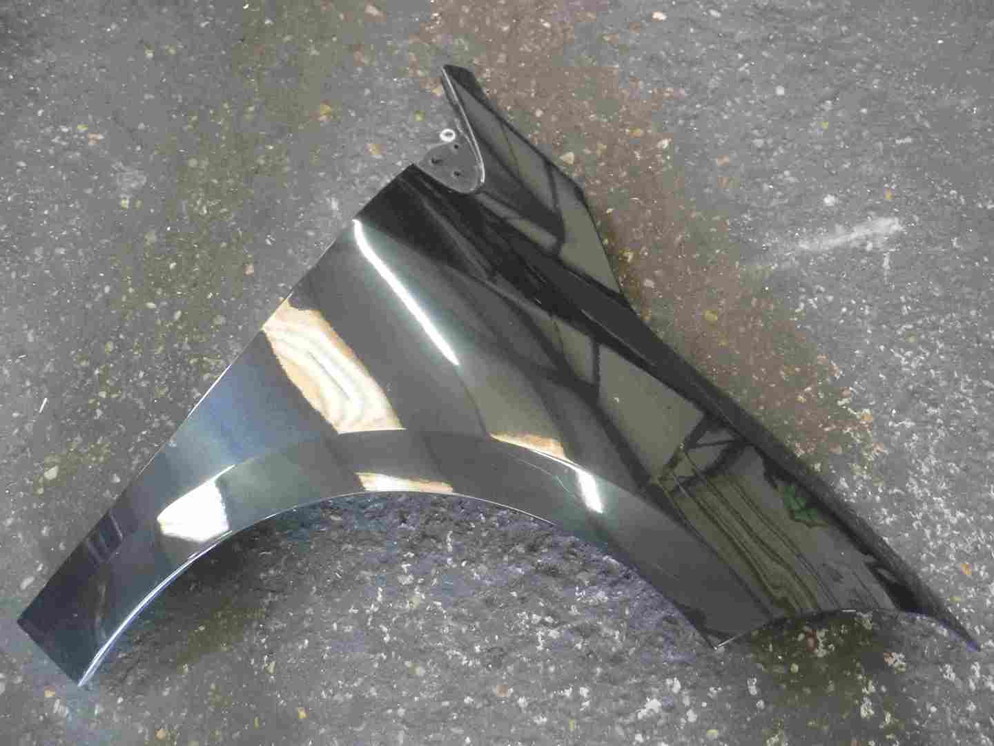 Renault Megane Coupe MK3 2008-2012 Drivers OS Wing Black 676