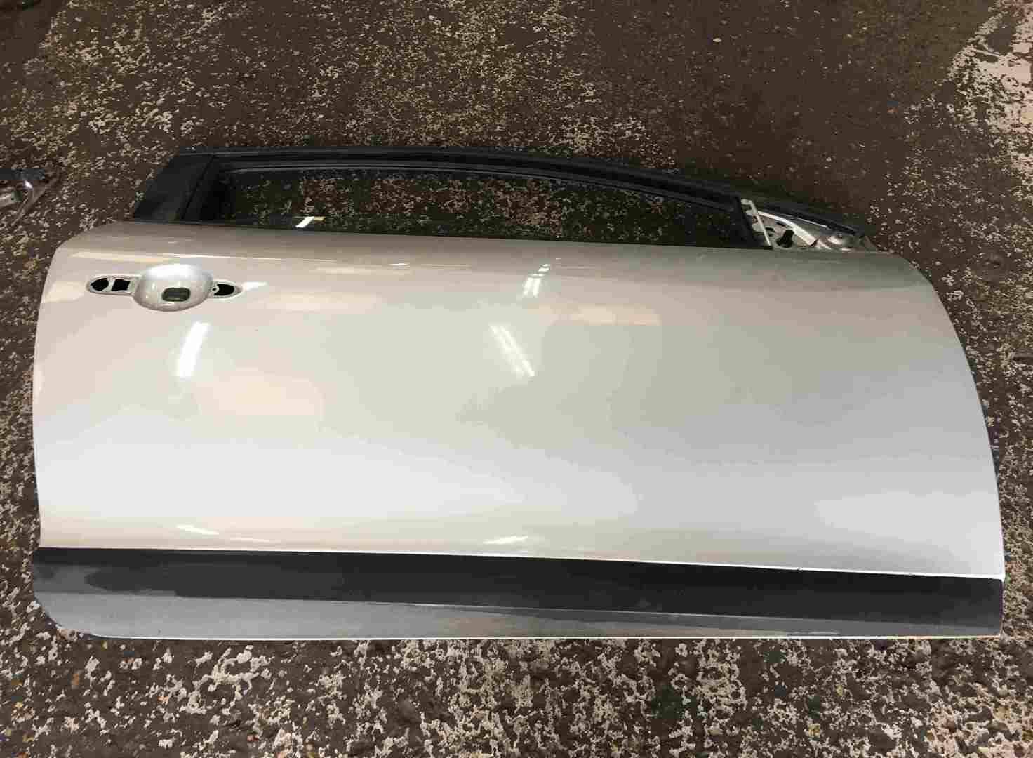 Renault Megane Coupe MK3 2008-2012 Drivers OSF Front Door Silver TED69 3dr