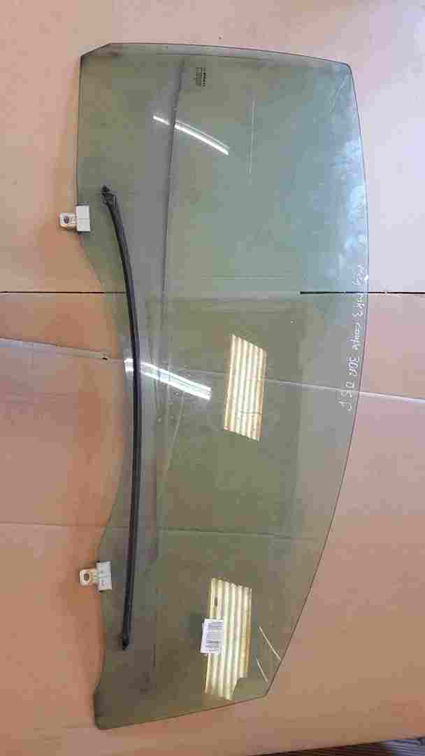 Renault Megane Coupe MK3 2008-2012 Drivers OSF Front Window Glass 3dr