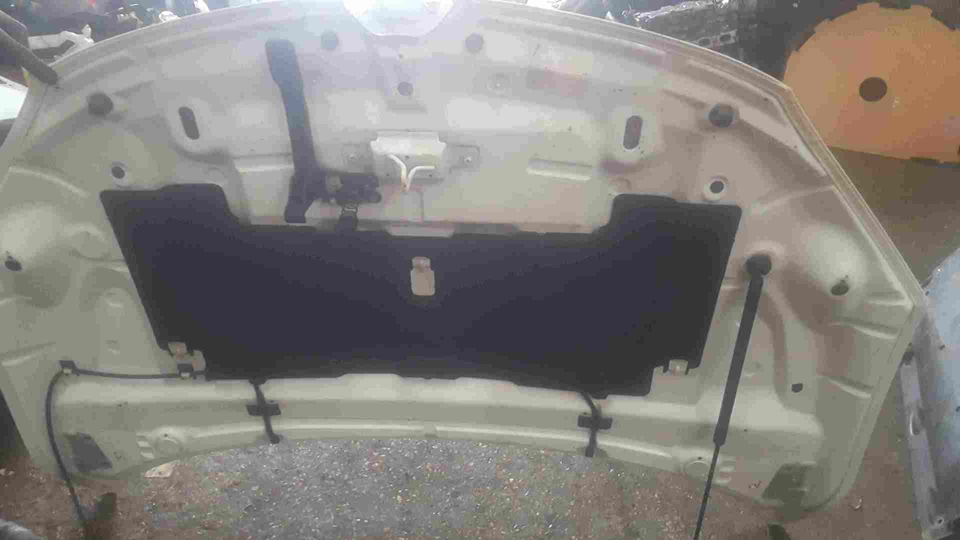 Thumb 2 Renault Megane Coupe MK3 2008-2012 GT Front Bonnet White OV369