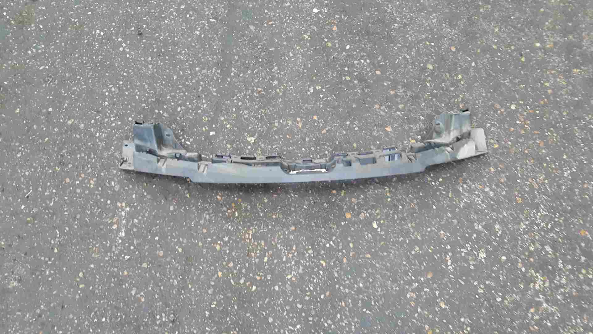 Renault Megane Coupe MK3 2008-2012 Rear Bumper Bracket Plastic + Sensor