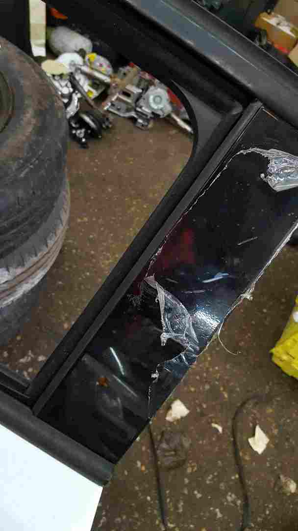 Thumb 3 Renault Megane Coupe MK3 2008-2014 Passenger NSF Front Door White OV369 3dr