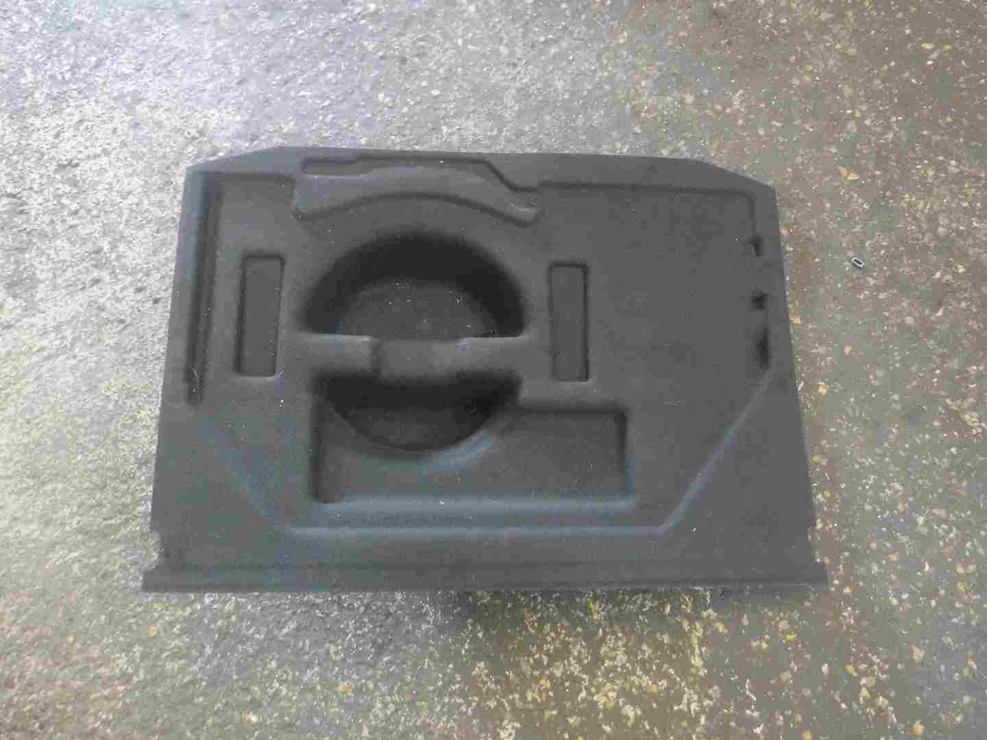 Renault Megane Coupe MK3 2008-2016 Tailgate Boot Carpet Spare Wheel Cover