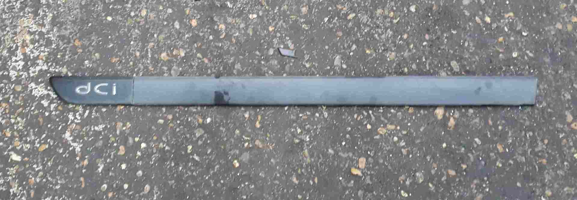 Thumb 4 Renault Megane Estate 2002-2008 DCi Passenger NSF Front Door Moulding Trim
